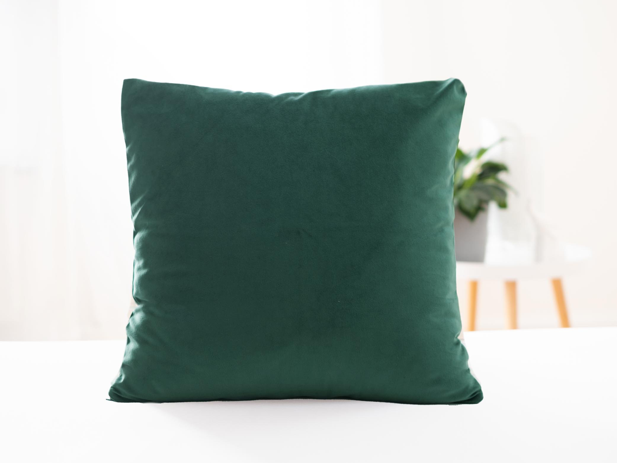 Sametový povlak na polštářek Velvet smaragdová 45 x 45 cm Sametový povlak na polštářek Velvet smaragdová 45 x 45 cm