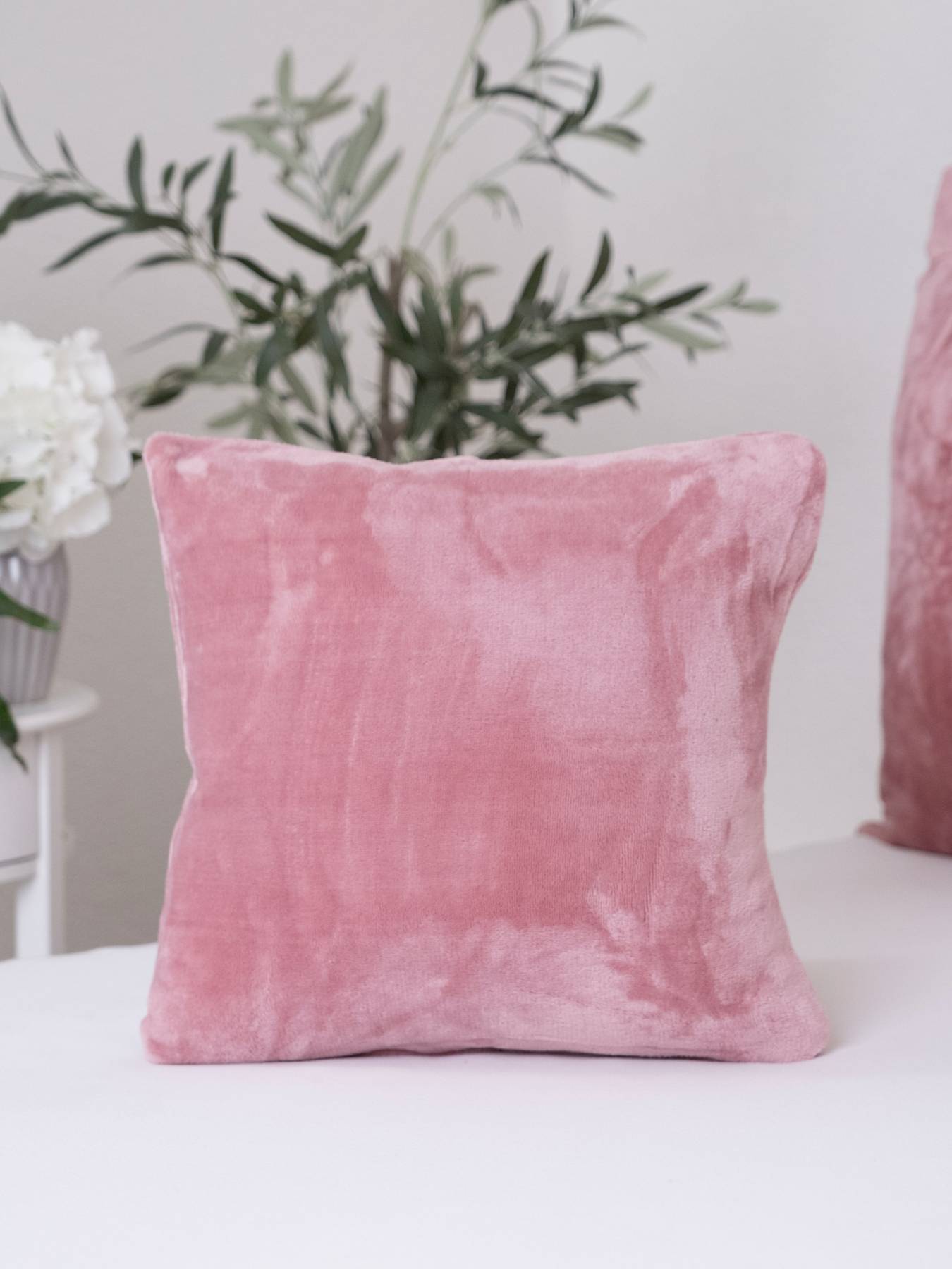 Povlak na polštářek mikroplyš 40 × 40 cm Laura starorůžová Povlak na polštářek mikroplyš 40 × 40 cm Laura starorůžová