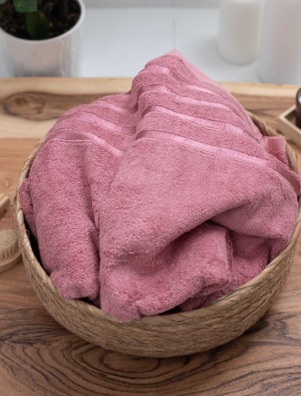 Bambusový ručník 50 × 100 cm ‒ Noemi pudrový