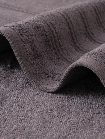 Froté ručník 50 × 100 cm ‒ Camilla tmavě šedý