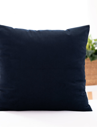 Sametový povlak na polštářek Velvet tmavě modrá – 45 x 45 cm
