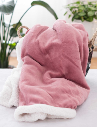 Beránková deka mikroplyš 150 × 200 cm – Laura starorůžová