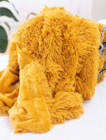 Chlupatá deka 200 × 220 cm – Agnello hořčicová