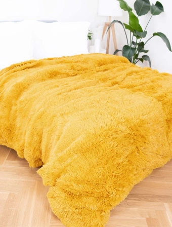 Chlupatá deka 200 × 220 cm – Agnello hořčicová