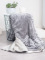 Beránková deka mikroplyš 140 × 200 cm – světle šedá